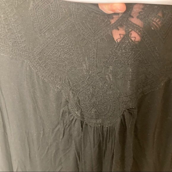 Green envelope Black mesh embroidered yoke top 2x - Picture 8 of 10